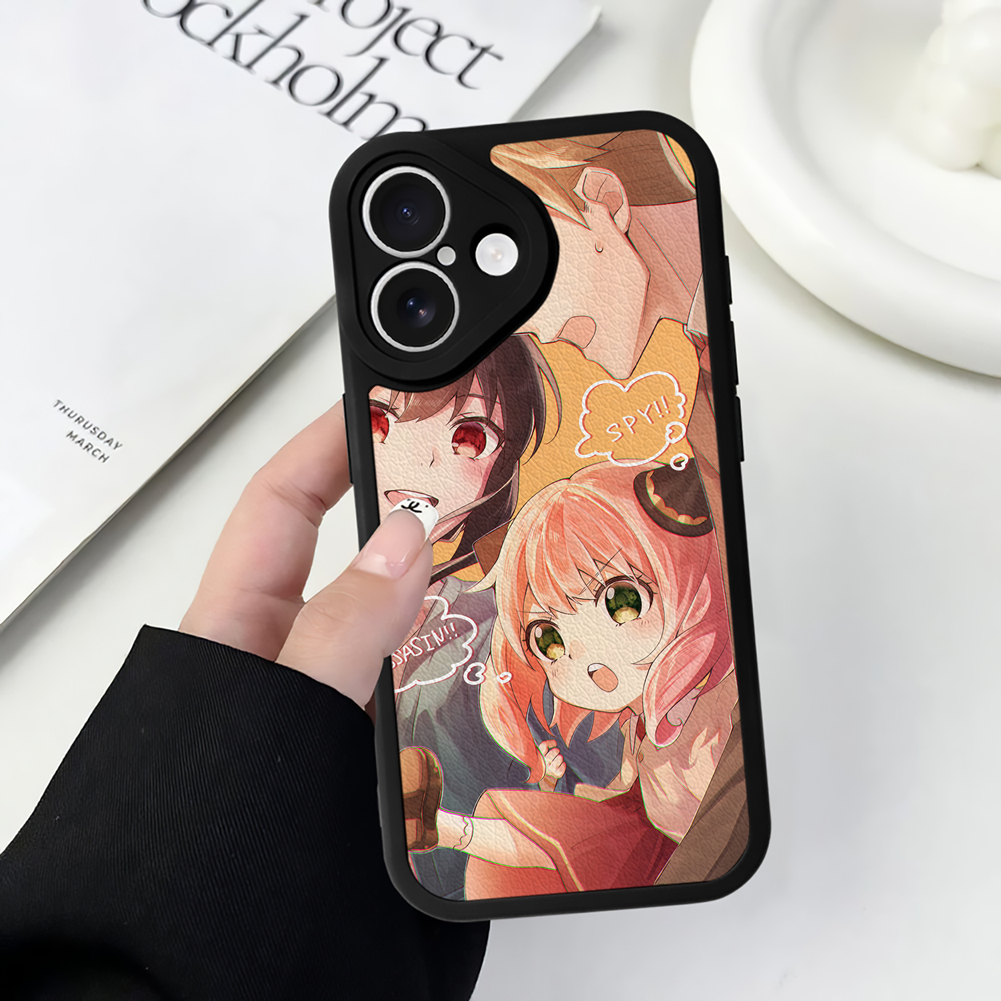 （画像用） SPY×FAMILY间谍家家酒 【iPhone 16シリーズ対応】シリコンスマホケース（レザー調） 材質：シリコン